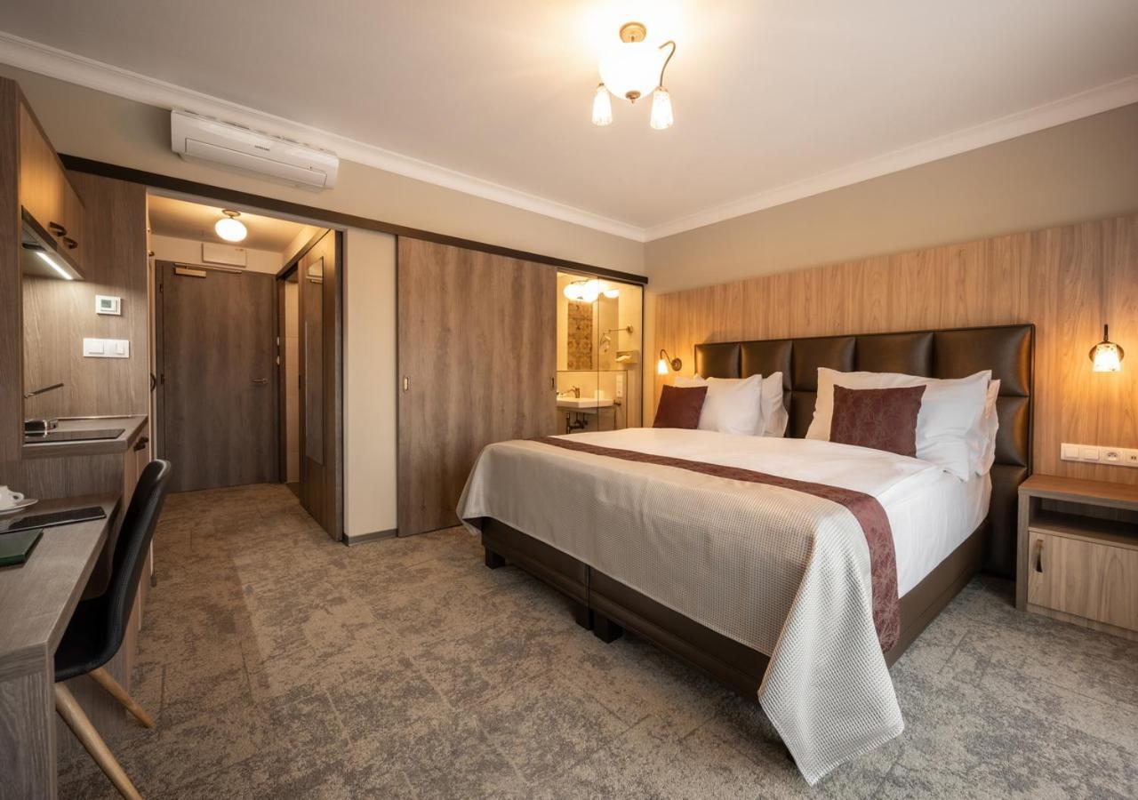 Efi Spa Hotel Superior & Pivovar 布尔诺 外观 照片